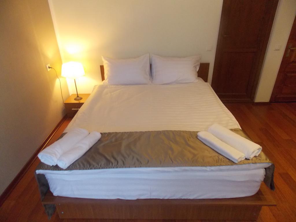 Hotel Almi Akhaltsikhe  Rum bild