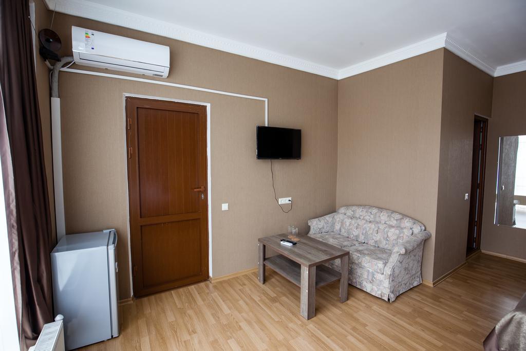 Hotel Almi Akhaltsikhe  Exteriör bild